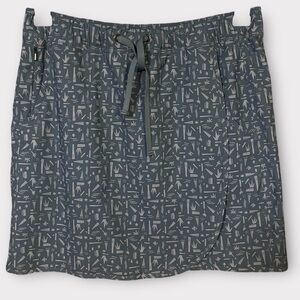 Patagonia Women’s Small Regular Width Blue Printed Fleetwith Skort NWT